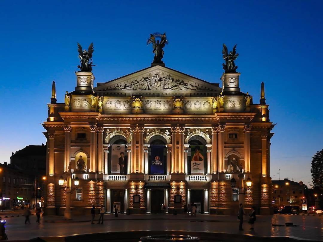 Best Location! Rynok Square, Opera. Apartment Lviv Bagian luar foto