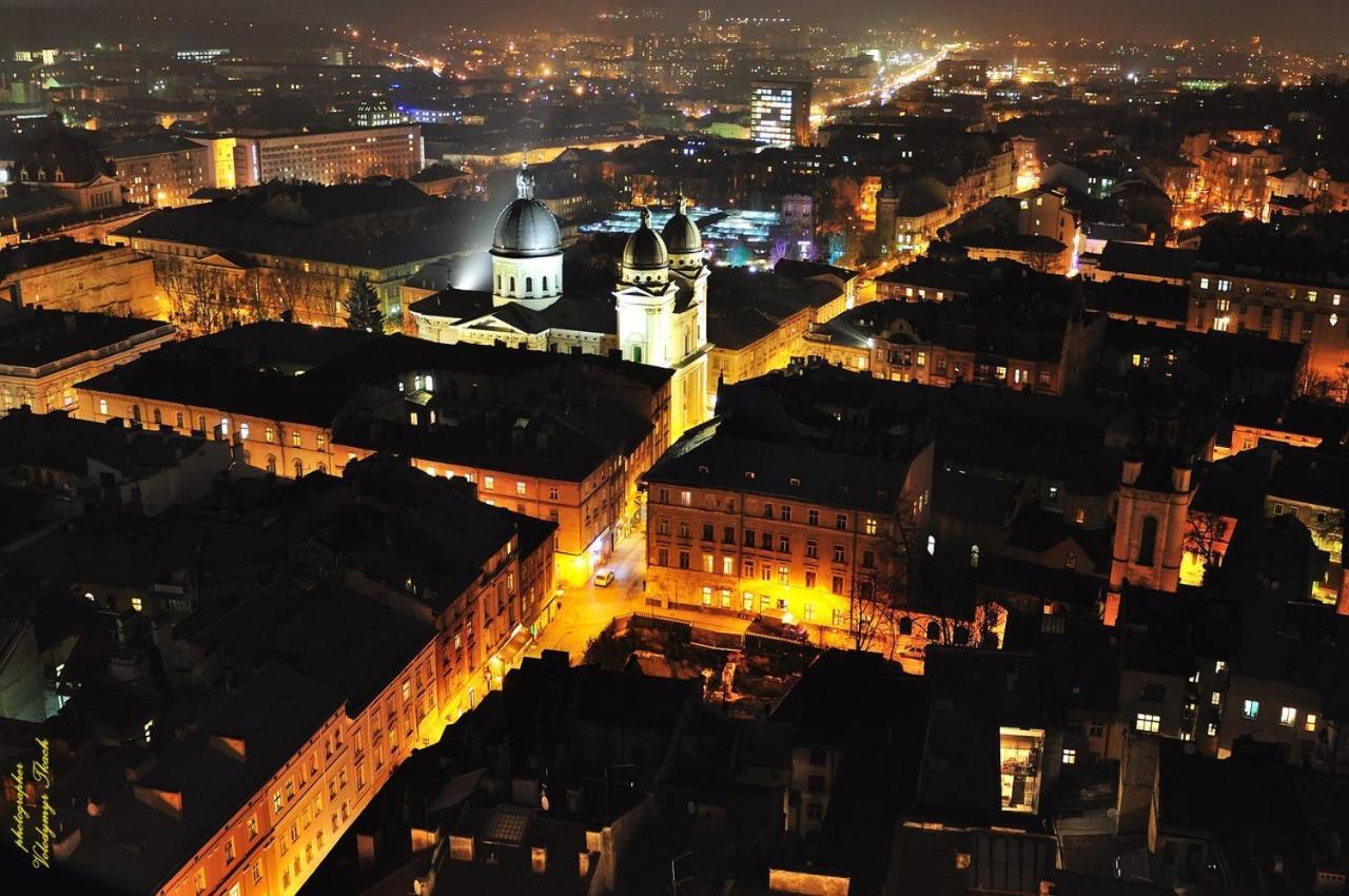 Best Location! Rynok Square, Opera. Apartment Lviv Bagian luar foto